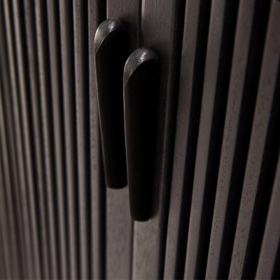 Detalle tiradores aparador Roller Max de Ethnicraft