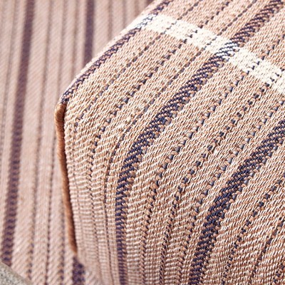 Puf Reversible Pink de Gan Rugs en Moises Showroom Puf Reversible Pink de Gan Rugs en Moises Showroom