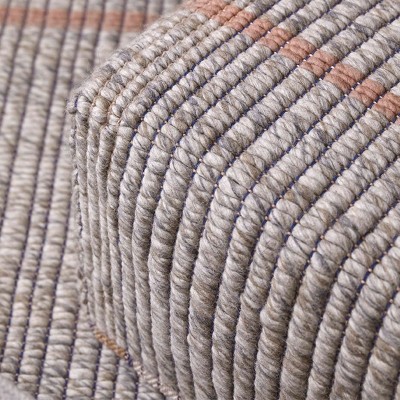 Puf Reversible Pink de Gan Rugs en Moises Showroom Puf Reversible Pink de Gan Rugs en Moises Showroom