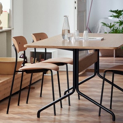 Comedor ambientado mesa Pavilion AV19 roble cromo &Tradition Comedor ambientado mesa Pavilion AV19 roble cromo &Tradition