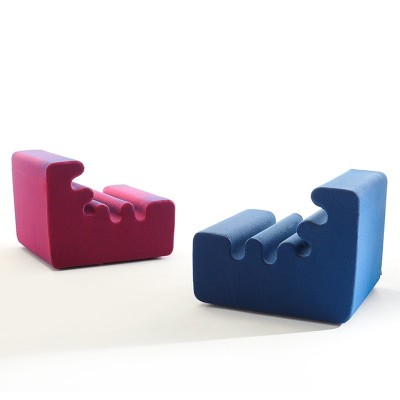 Butacas Karelia rosa y azul de Zanotta Butacas Karelia rosa y azul de Zanotta