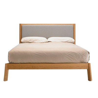 Cama breda sin dosel en roble de Punt Mobles Cama breda sin dosel en roble de Punt Mobles