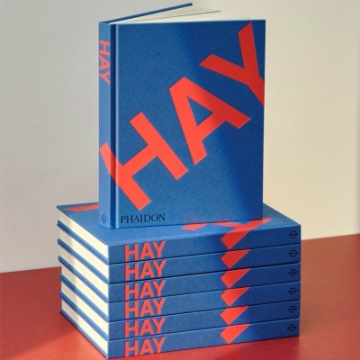 Imagen ambientada HAY Phaidon book Imagen ambientada HAY Phaidon book