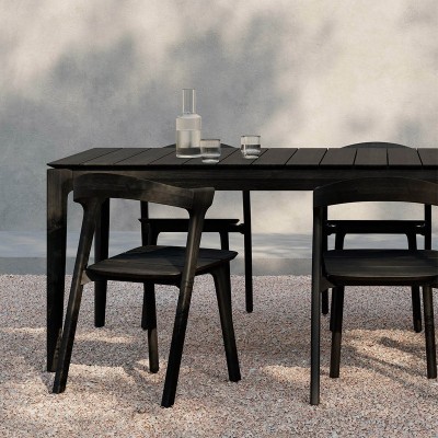 Imagen ambientada silla Bok en teca negra de Ethnicraft Imagen ambientada silla Bok en teca negra de Ethnicraft