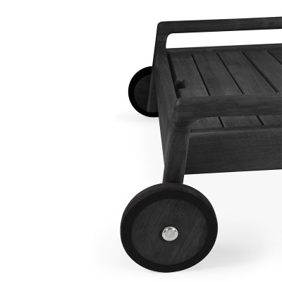 Detalle ruedas Jack en teca negra de Ethnicraft Detalle ruedas Jack en teca negra de Ethnicraft