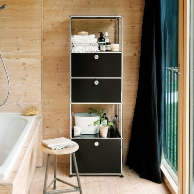 Imagen ambientada estantería modular USM Haller color negro grafito de USM Imagen ambientada estantería modular USM Haller color negro grafito de USM