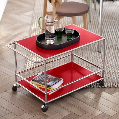 Imagen ambientada camarera USM Haller color rojo rubí USM Imagen ambientada camarera USM Haller color rojo rubí USM