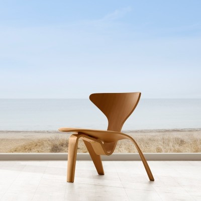 Imagen en la playa PK0 A en madera de pino de Oregón de Fritz Hansen Imagen en la playa PK0 A en madera de pino de Oregón de Fritz Hansen