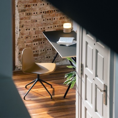 Silla giratoria BOB XL de Ondarreta Ambiente 1 Silla giratoria BOB XL de Ondarreta Ambiente 1