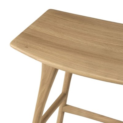 Imagen detalle asiento taburete Osso roble alto de Ethnicraft