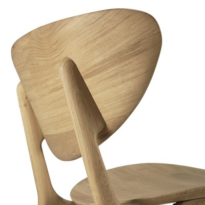Detalle respaldo sillón Eye de Ethnicraft Detalle respaldo sillón Eye de Ethnicraft