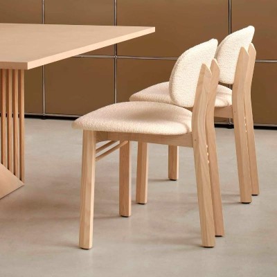 Silla Med Acerbis ambiente tonos claros Silla Med Acerbis ambiente tonos claros