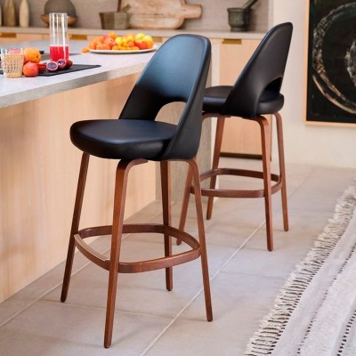Knoll, Tabourets Saarinen avec pied en bois Knoll, Tabourets Saarinen avec pied en bois
