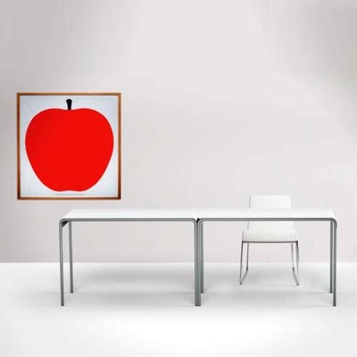 Farallon desk Danese Milano ambientada Farallon desk Danese Milano ambientada