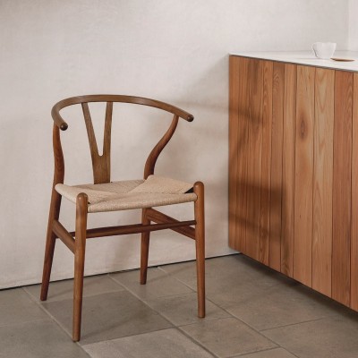 Cadeira CH24 Wishbone de nogueira por Carl Hansen