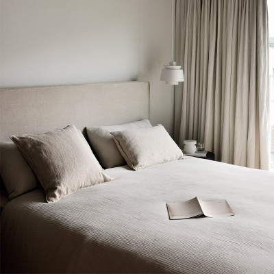 Revive Bed por Ethnicraft Revive Bed por Ethnicraft