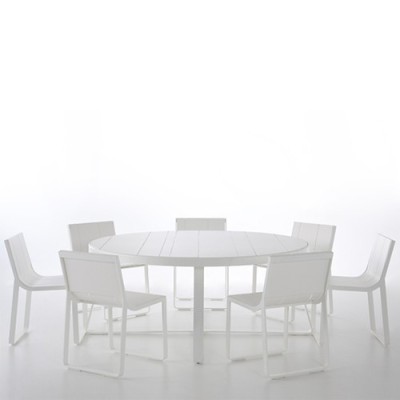 Flat Gandia Blascocircular dining table Flat Gandia Blascocircular dining table