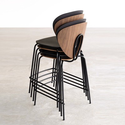 Tabourets Globus en bois - STUA Tabourets Globus en bois - STUA