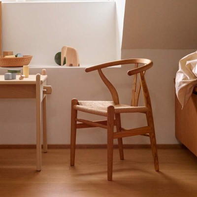 Silla CH24 Children´s Wishbone Carl Hansen habitación Silla CH24 Children´s Wishbone Carl Hansen habitación