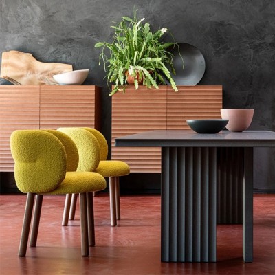 Moroso, Chaise Getlucky avec piètement en chêne Moroso, Chaise Getlucky avec piètement en chêne