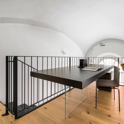 LAGO - AIR table with laminated top LAGO - AIR table with laminated top