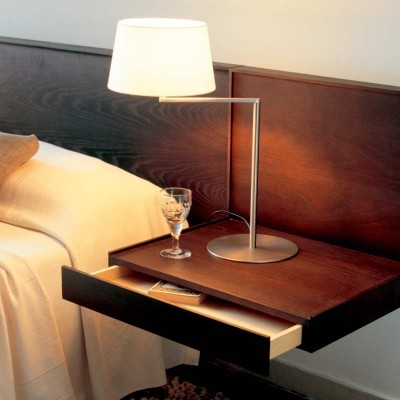 Santa and Cole American Table Lamp Santa and Cole American Table Lamp