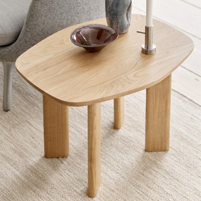 Fritz Hansen, Analog side table , diseñada por Jaime Hayon