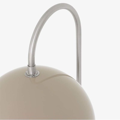 Flowerpot VP12 &Tradition Grey Beige detalle Flowerpot VP12 &Tradition Grey Beige detalle