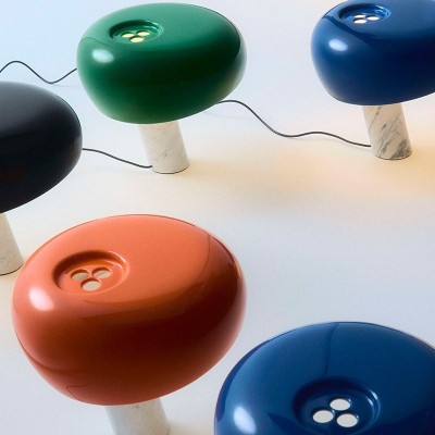 Lampada da tavolo Snoopy design Flos Lampada da tavolo Snoopy design Flos