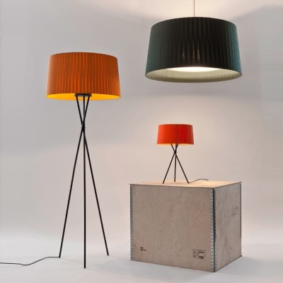 Santa and Cole Tripod Table Lamp Santa and Cole Tripod Table Lamp