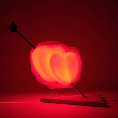 Love Lamp Meritalia encendida Love Lamp Meritalia encendida