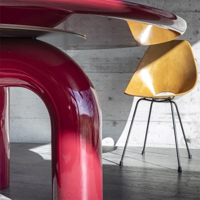 Elephante Round Table by MOGG Elephante Round Table by MOGG