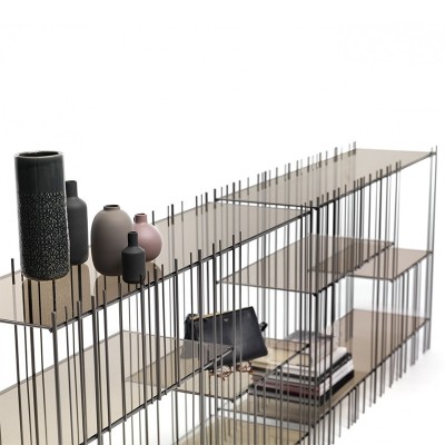 Detalle Metrica Mogg - Metal bruñido + cristal bronce