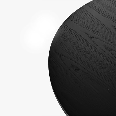 Mesa baja Multileg fresno teñido negro de BD Barcelona en Moises Showroom