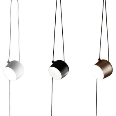 Design da lâmpada de suspensão AIM Flos