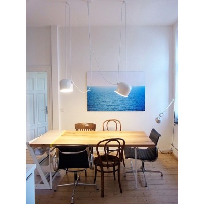 Design da lâmpada de suspensão AIM Flos