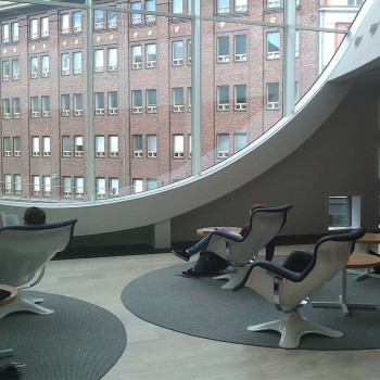 Sillón Karuselli de Artek