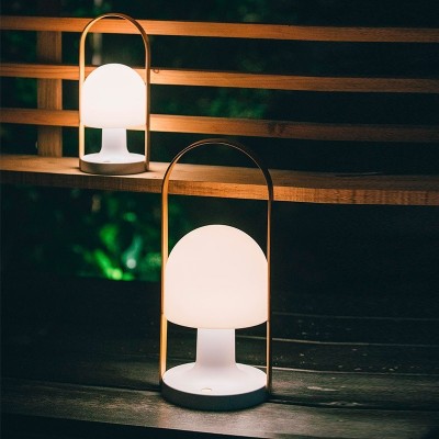 luz cálida Lámpara batería FollowMe Plus Marset luz cálida Lámpara batería FollowMe Plus Marset