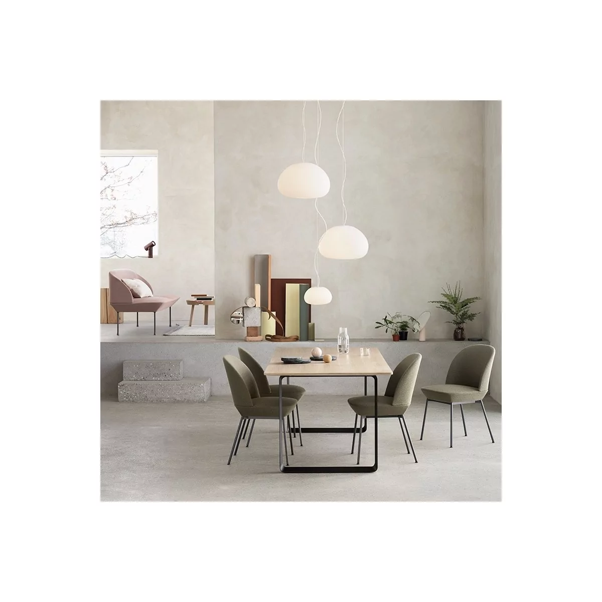 Lámpara Fluid Pendant de Muuto en Moises Showroom ambiente 1